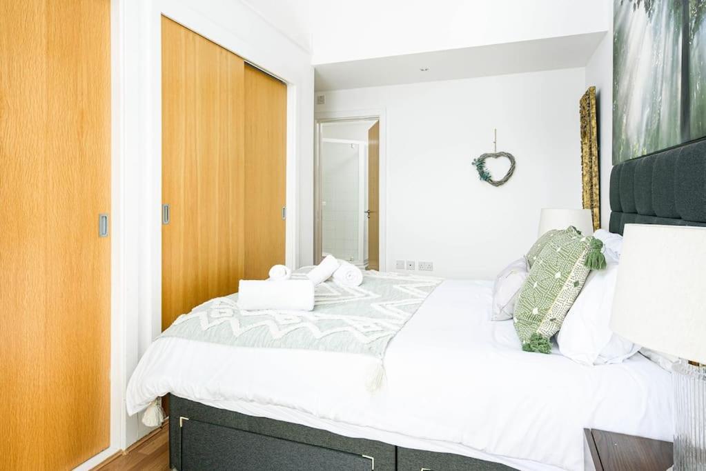 Somerford Keynes Roseberry Cottage - Lower Mill Estate מראה חיצוני תמונה